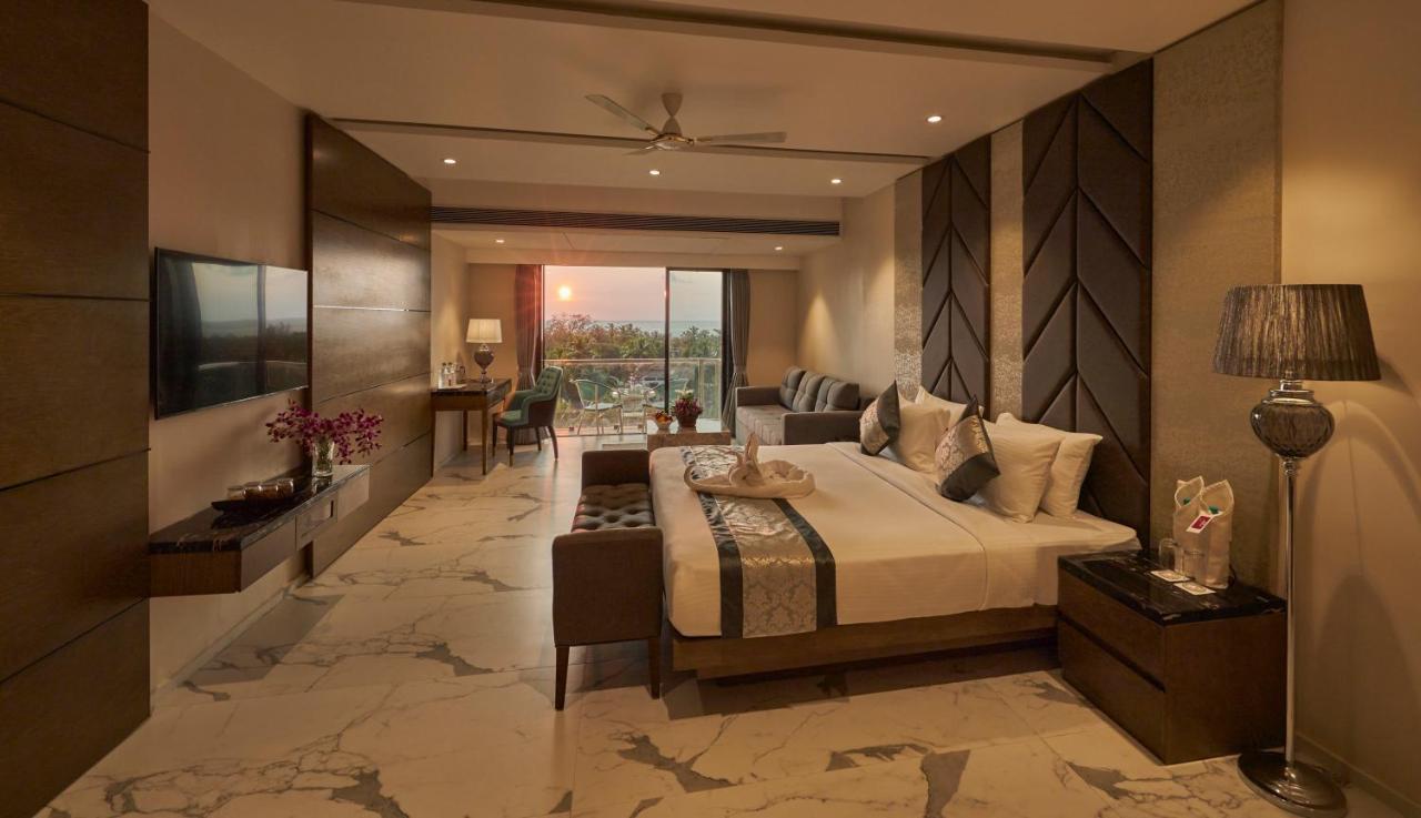 Regenta Central Imperial Candolim Goa Exterior foto